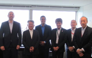 S.E. Carlos Peré, Presidente H.S. Takashi Hiros, Vicepresidente H.S. Ryuichi Takebayashi, Ejecutivo H.S. Masato Hirano, Ejecutivo H.S. Osamu Nakatamari y H.S. Samuel Guevara