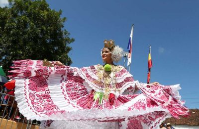 PANAMEÑOS RINDEN TRIBUTO AL PRIMER GRITO DE INDEPENDENCIA DE LA VILLA ...