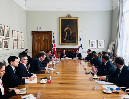Canciller Martínez-Acha promueve en Londres a Panamá como hub logístico y financiero regional