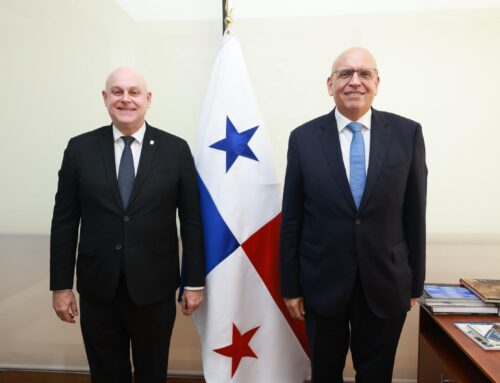 Proyectan exhibición en Panamá de piezas del Museo «Oro del Perú y Armas del Mundo