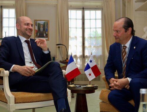 Francia apoya a Panamá en la divulgación de sus avances en materia fiscal