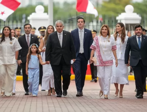 Presidente Mulino inicia actos protocolares del 3 de noviembre