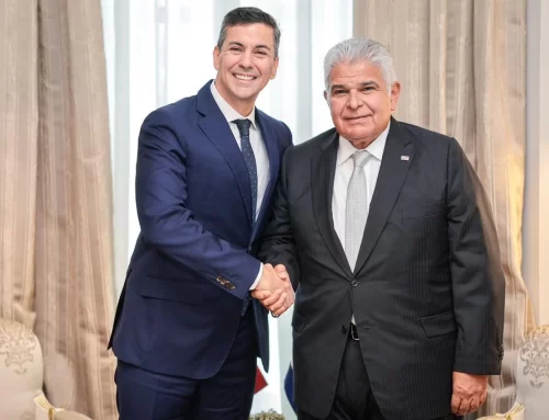 Presidentes de Panamá y Paraguay proponen iniciar diálogo con los mandatarios en favor de la restitución democrática en Venezuela