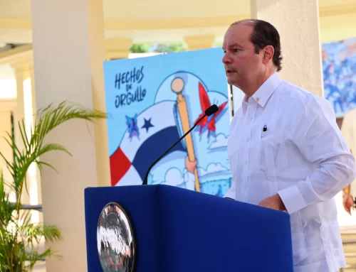 “El Canal es panameño, el territorio es panameño, y el destino es panameño", afirma canciller Martínez-Acha Vásquez en homenaje a mártires del 9 de enero