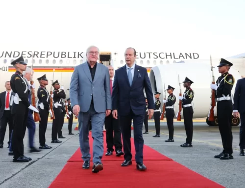 Presidente de Alemania arriba a Panamá