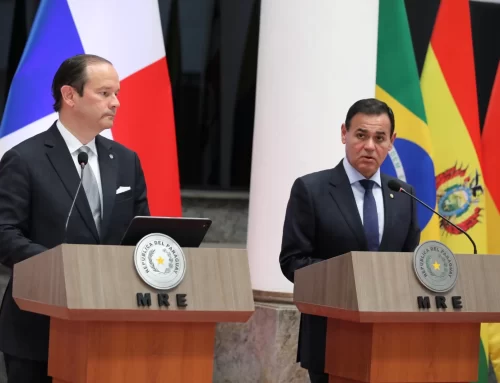 Panamá impulsa su integración al Mercosur y destaca rol logístico global en su visita a Paraguay